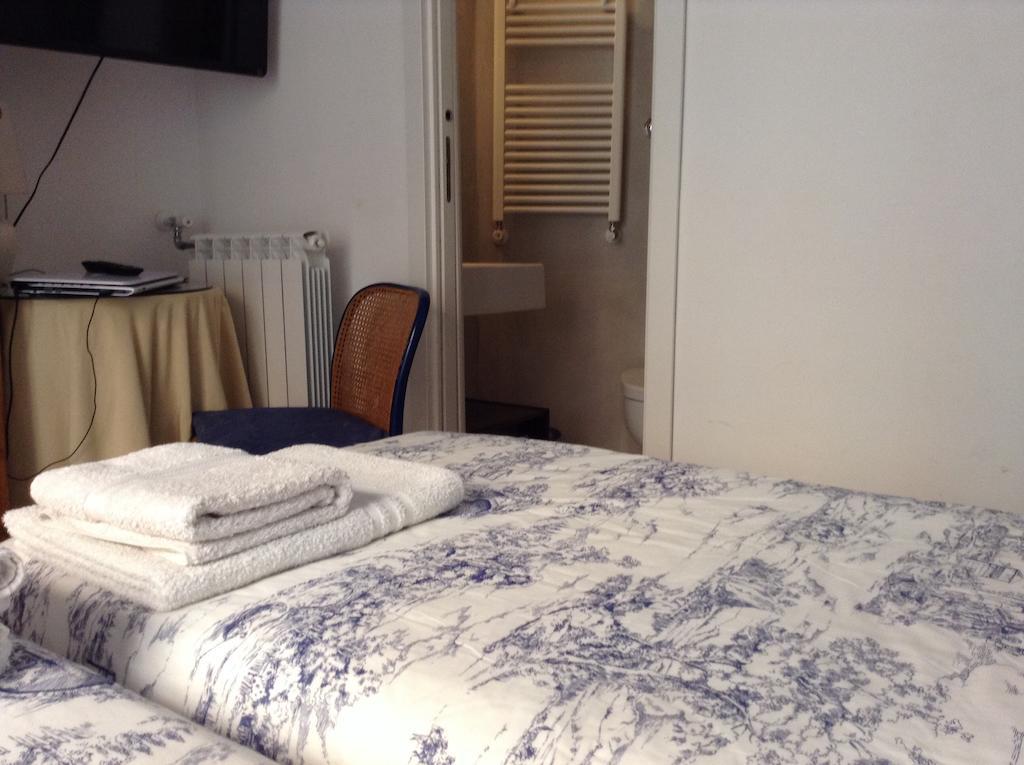 2 Be Home Colosseo Рим Номер фото